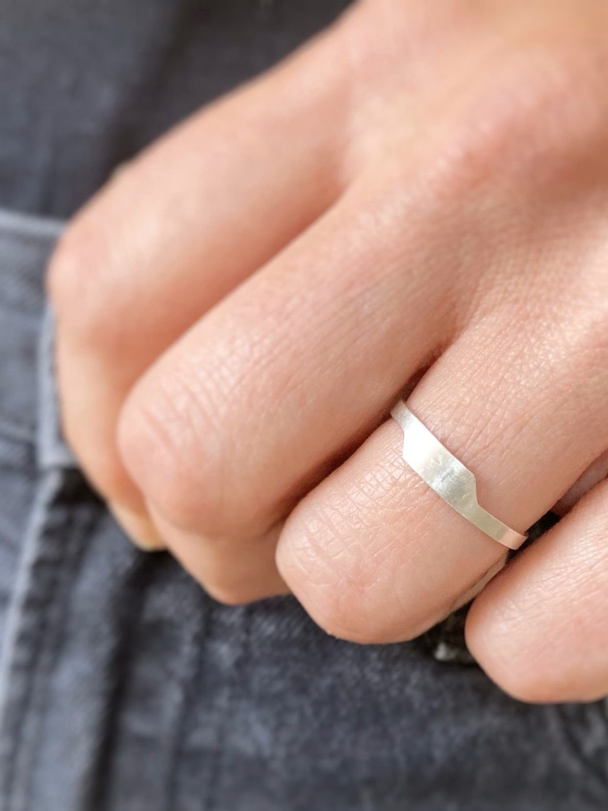 Minimalist adjustable geometric ring in sterling silver