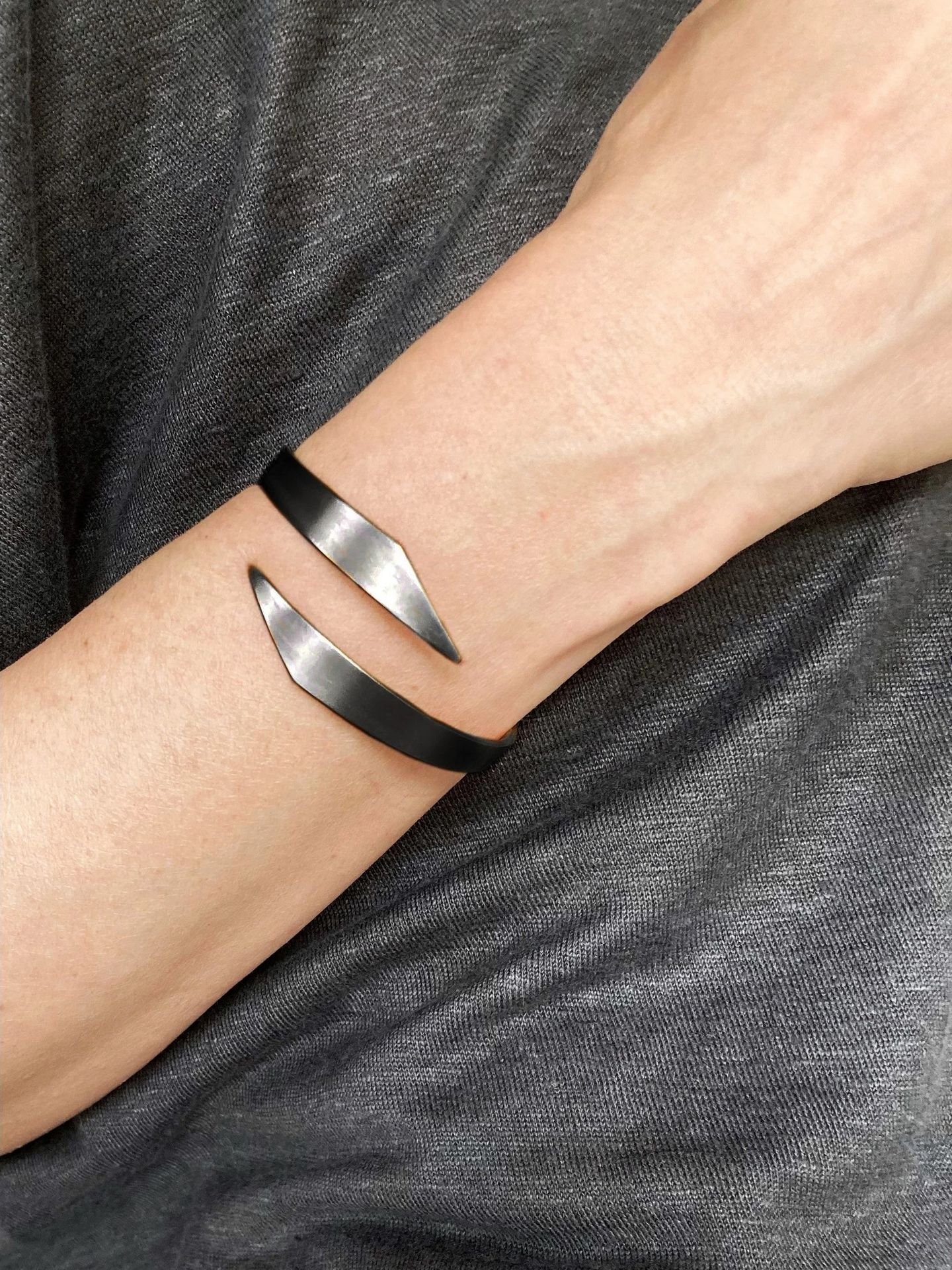 Minimalist cuff bracelet in black rhodium plated sterling silver