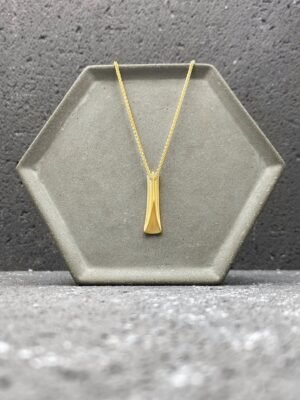 Chunky pendant necklace in gold plated sterling silver