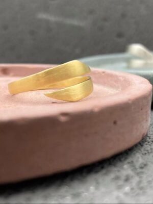 Second image of product: Minimalist wrap ring in gold plated sterling silver