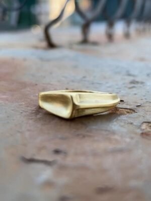 Third image of product: Asymmetrical chunky ring in sterling silver