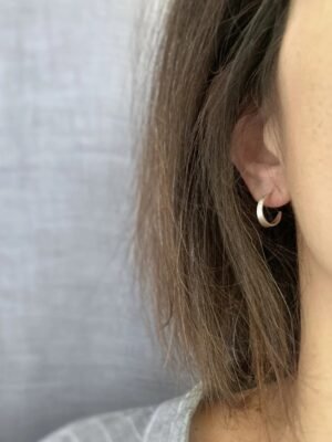 Third image of product: Small minimalist hoop earrings in sterling silver