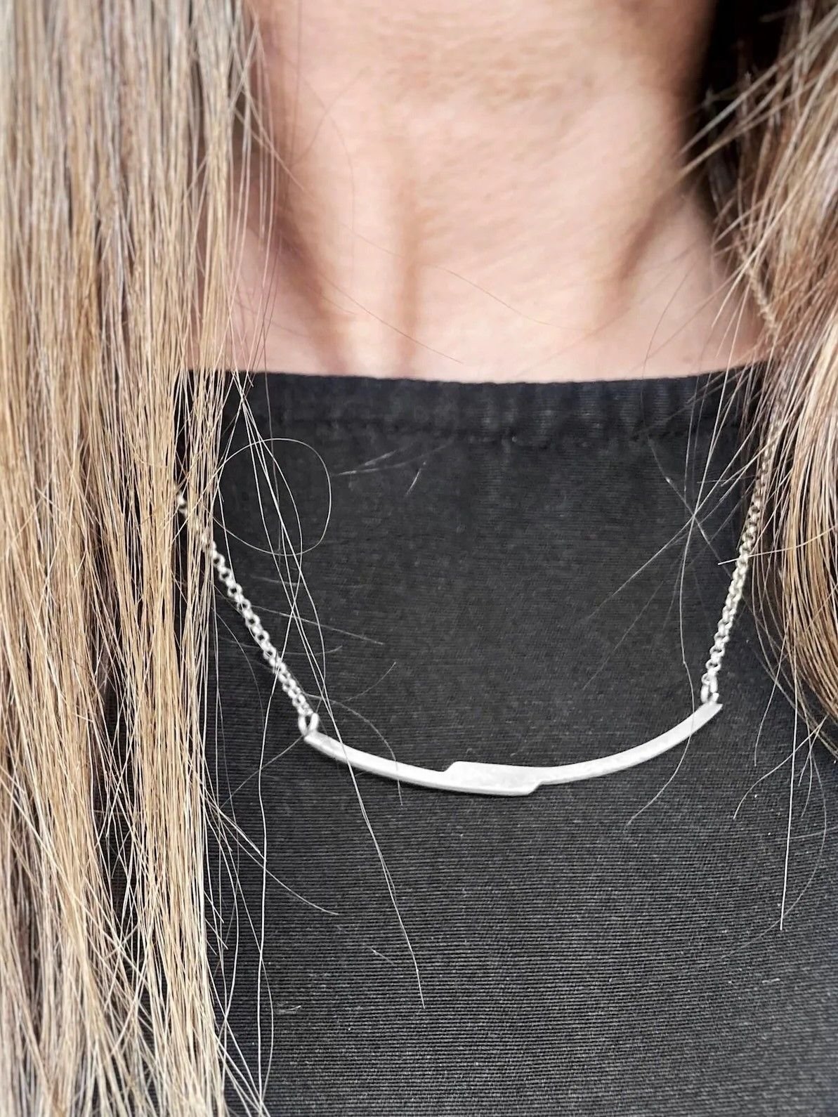 Asymmetrical modern necklace in sterling silver