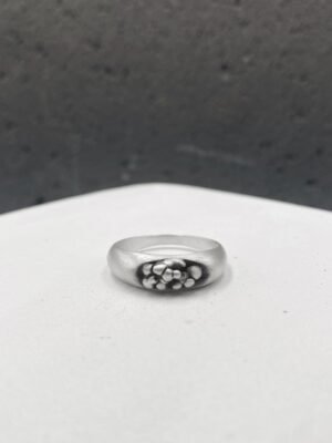 Seeds statement ring in oxidised sterling silver
