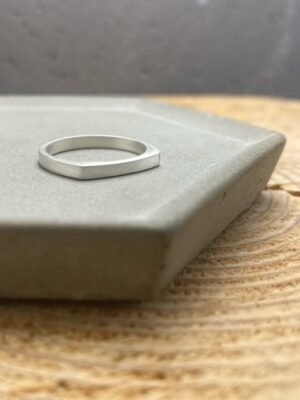 Stackable geometric ring in sterling silver
